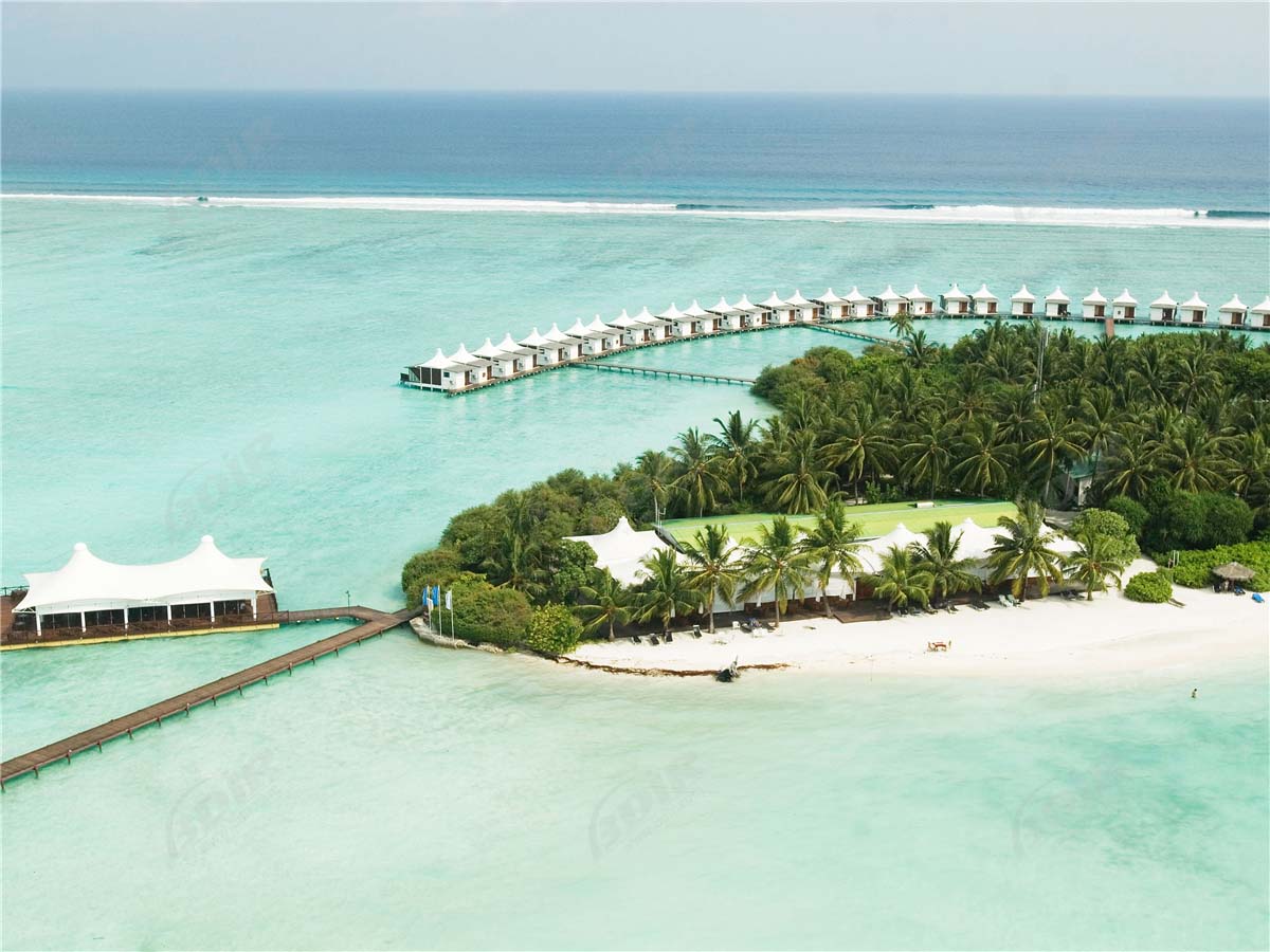 Complejo de Tiendas de Campaña de Lujo en la Isla, Estructuras de Techo de Membrana de Tela Lodges - Maldivas