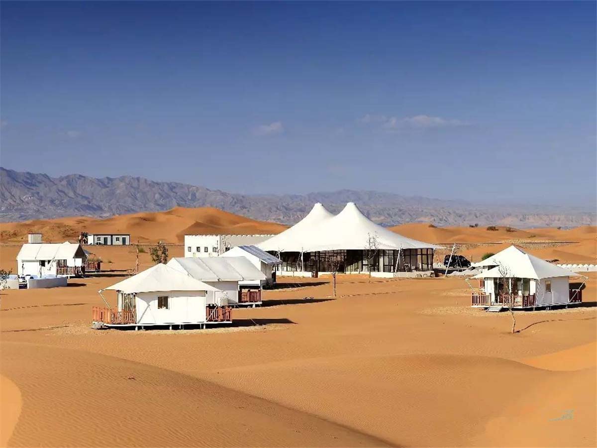 Vijfsterren Tenthotel, Woestijncamping Tentresort - Oman Desert Nights Camp