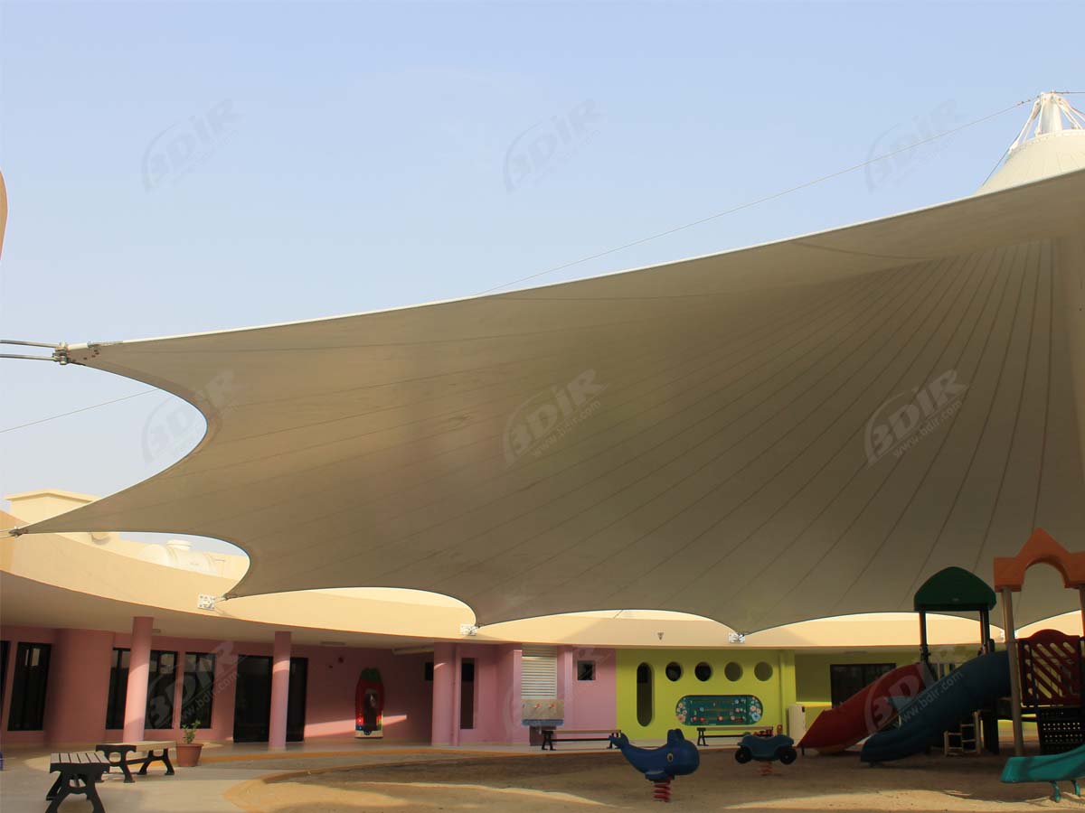 โครงสร้างแรงดึงสำหรับโรงเรียนอนุบาล - ผ้าคลุมหลังคาหลังคา