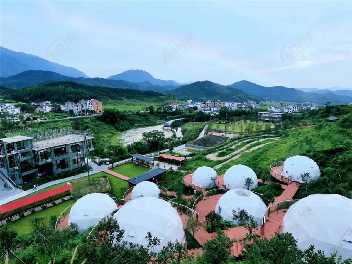 12 Barracas Geodésicas São Projetadas e Construídas - Wugong Mountain Resort