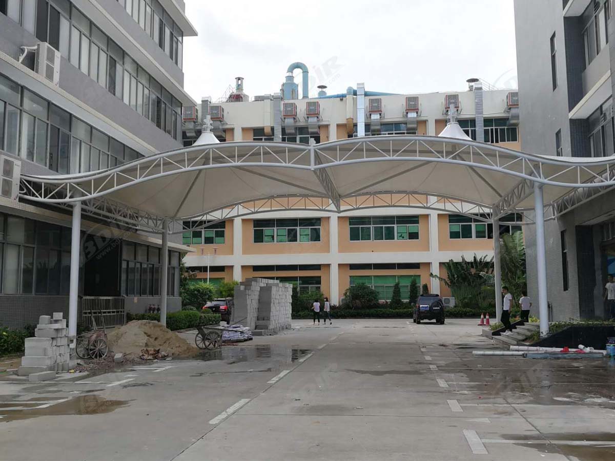 Qunyao Endüstriyel Geçit Kaplama ve Giriş Çekme Yapısı - Shenzhen, Çin