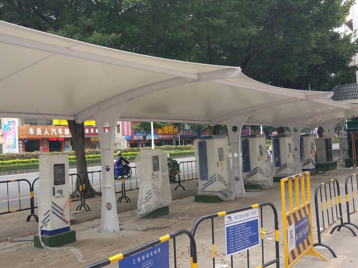 Structure Tendue de Parking pour Station de Recharge de Véhicules à Energie Nouvelle Aoyuan - Huizhou, Chine
