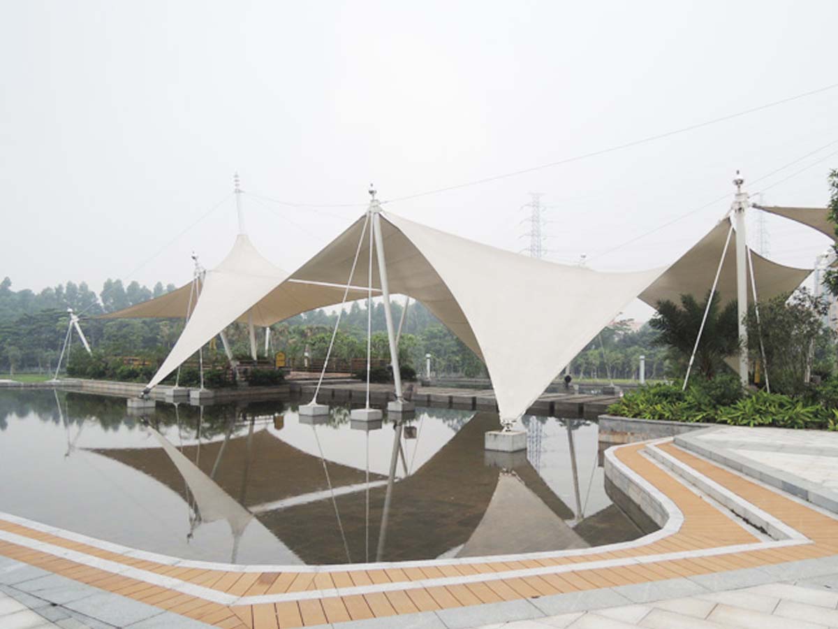 โครงสร้างหลังคาแรงดึงของ Huangqi ภูเขากีฬาสวนสาธารณะ - Dongguan, China